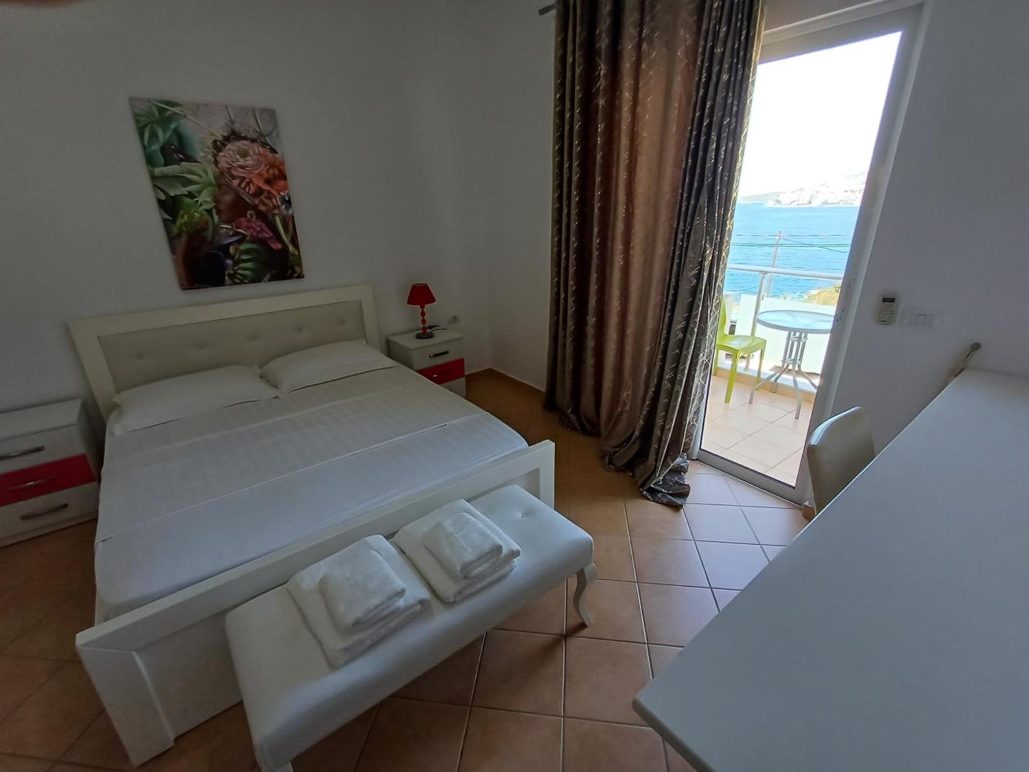 Hotel Sherifi Sarande Exterior photo